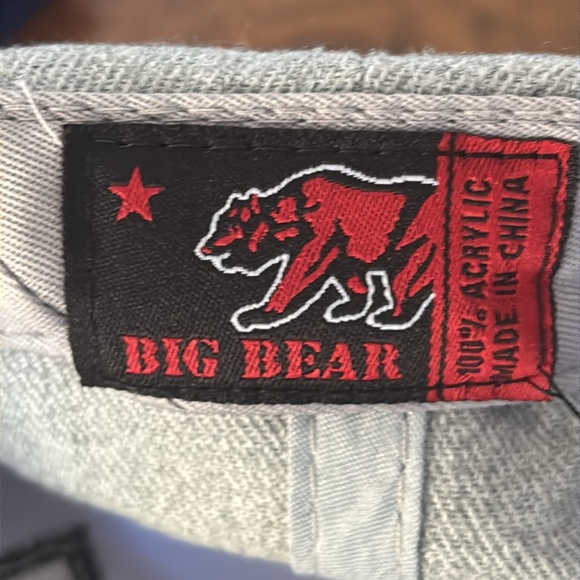 Big Bear | Gray California Republic Snapback Hat - Picture 6 of 7